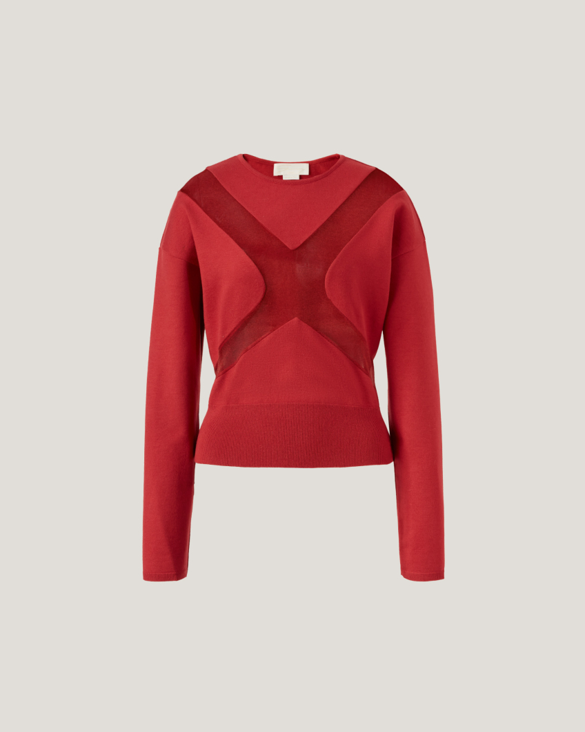 Long-sleeved shirt with X insert