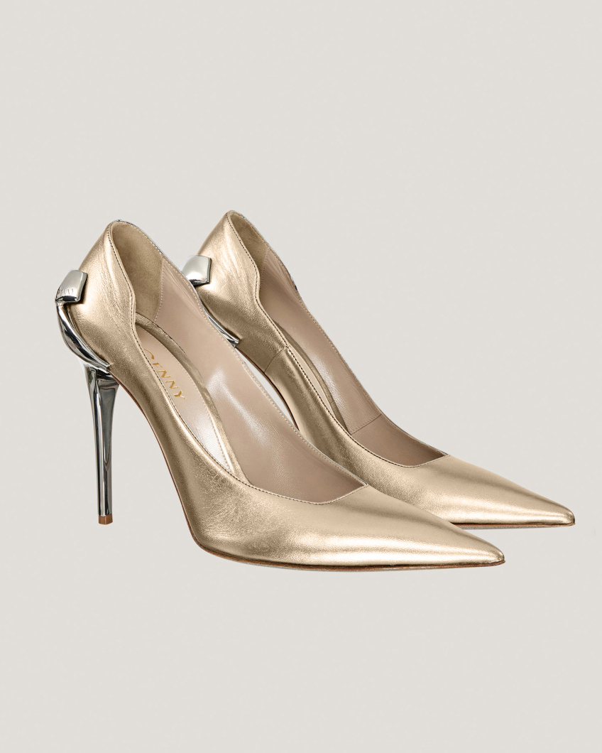 Laminated leather X pumps