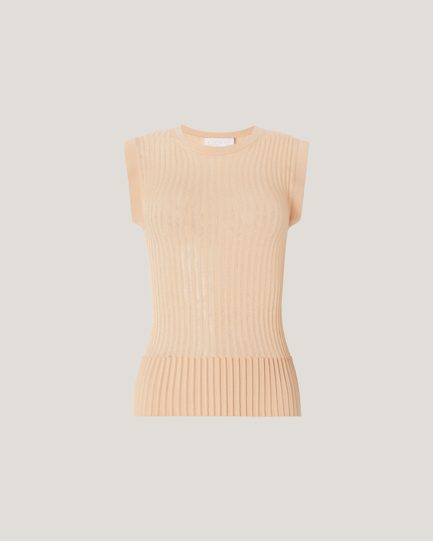 Pleated top