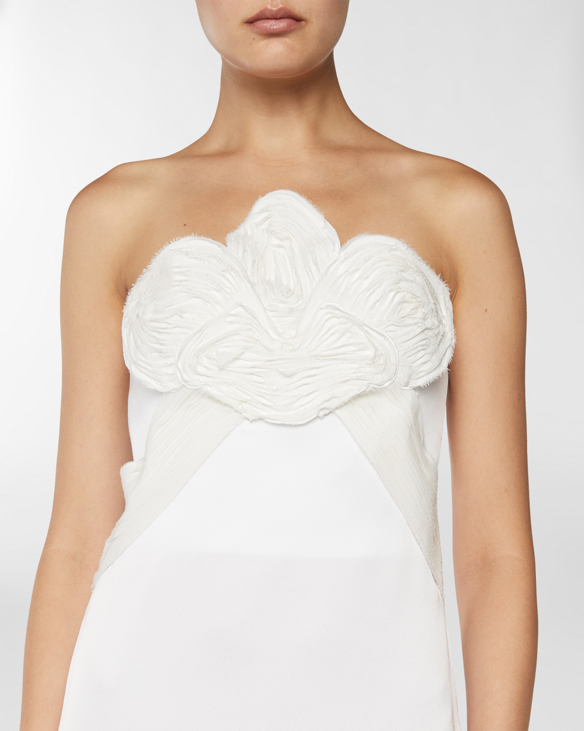 Satin dress with Orchid | Resort 2025 Collection, Dresses & Jumpsuits, Evening and Cocktail dresses, Spring Summer 2025, Ceremony dresses, Ceremony Outfit, Long Dresses, Ready to Wear, New Arrivals, Private sale, Mid season sale -30%, Sale- mid season | Genny
