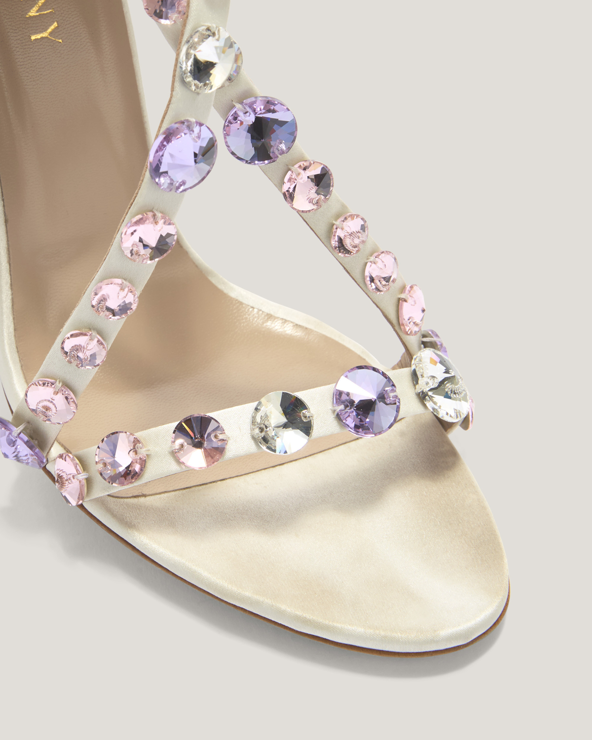 Leather sandals with crystals | Spring Summer 2025 Collection, Sandals, Spring Summer 2025, Ceremony Outfit, Ceremony Shoes, Mother’s Day Gifts, New Arrivals, Mid season sale -30%, Sale- mid season | Genny