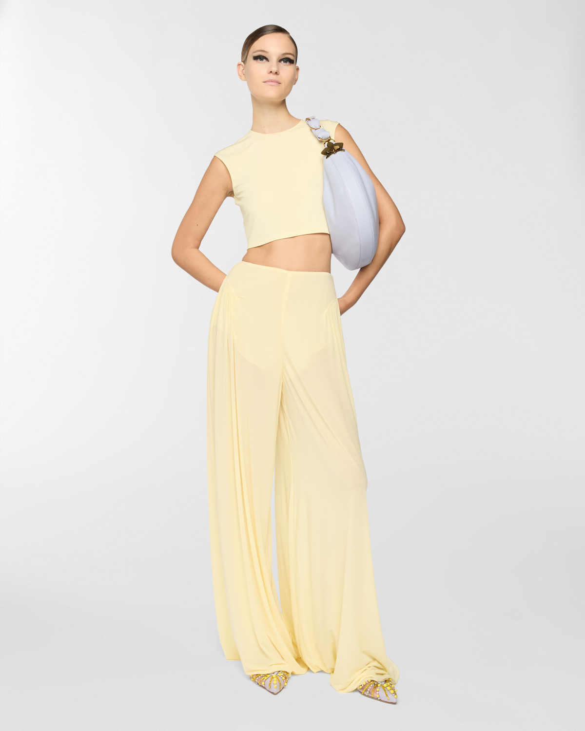 Wide-leg trousers with gathered detail | Spring Summer 2025, Skirts & Trousers, Spring Summer 2025 Collection, Trousers, Formal Suit, Ready to Wear, New Arrivals, Private sale, Mid season sale -30%, Sale- mid season | Genny