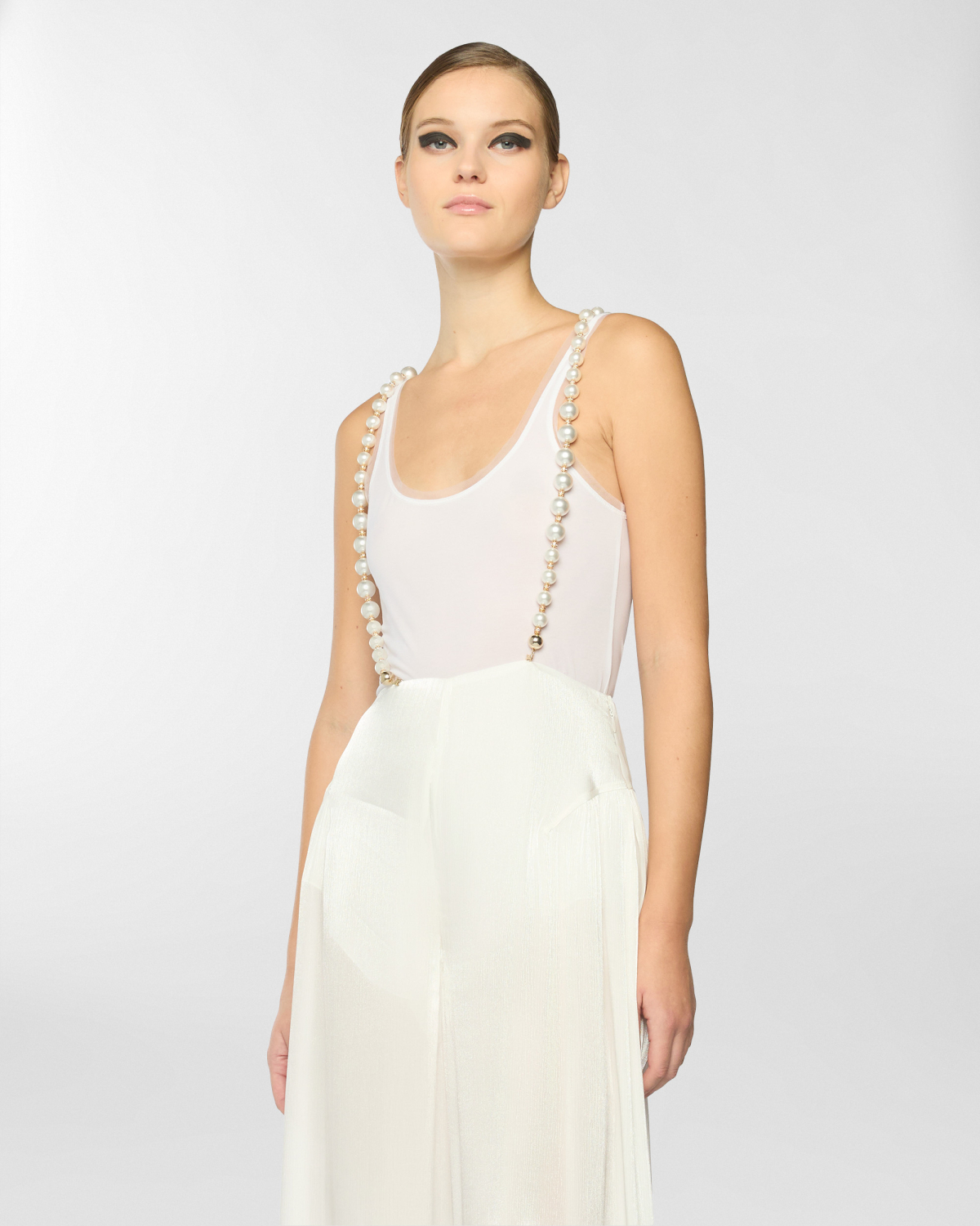 Contrast trim tank top | Spring Summer 2025 Collection, Tops & Blouses, Spring Summer 2025, Ready to Wear, New Arrivals, Private sale | Genny