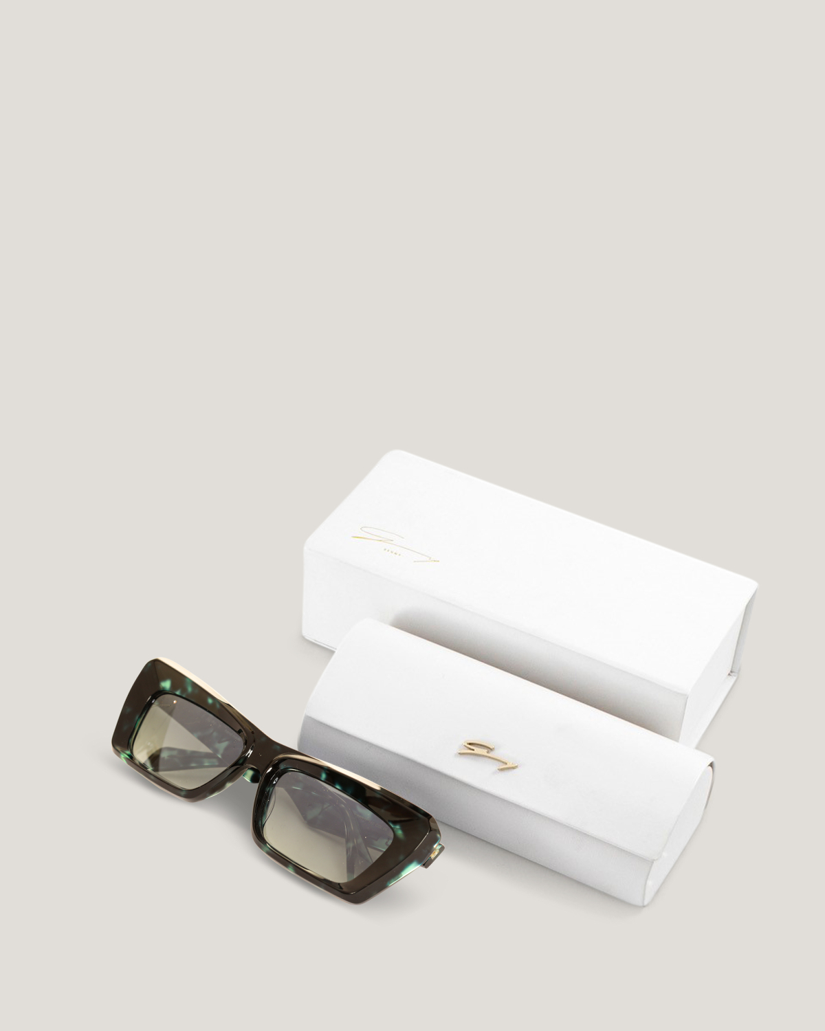 Geometrical tortoiseshell sunglasses | Sunglasses, Ricercabili | Genny