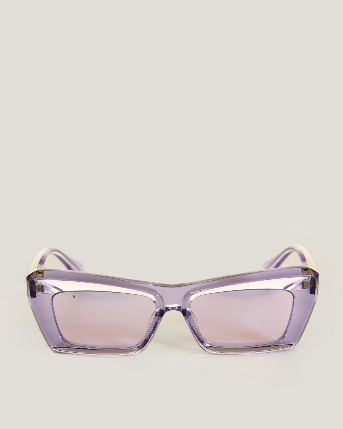 Sunglasses with mirrored lenses | Sunglasses, Ricercabili | Genny