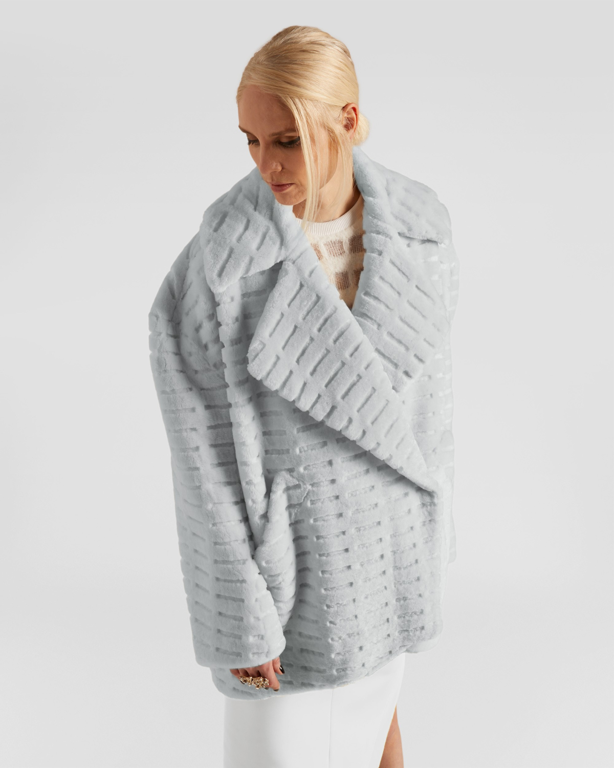 Blockchain fur | hide_category, -40%, OUTLET | Genny
