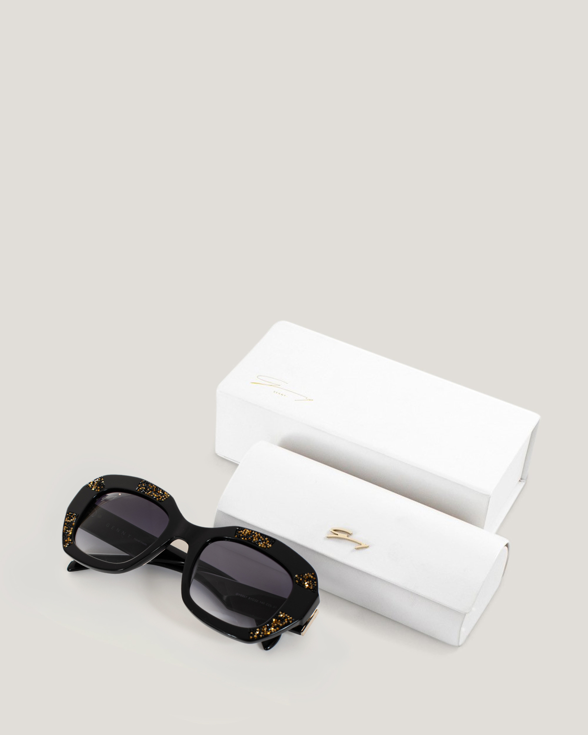 Geometric sunglasses | Sunglasses, Ricercabili, Valentine's Gifts | Genny