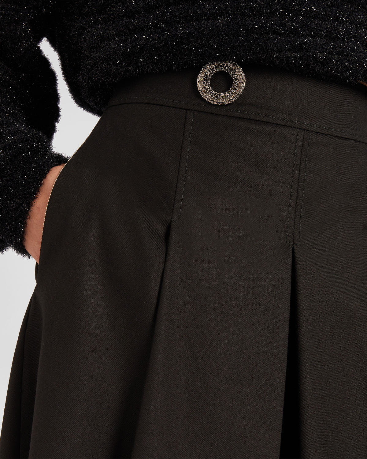 Wide leg wool shorts | hide_category, -40%, OUTLET | Genny