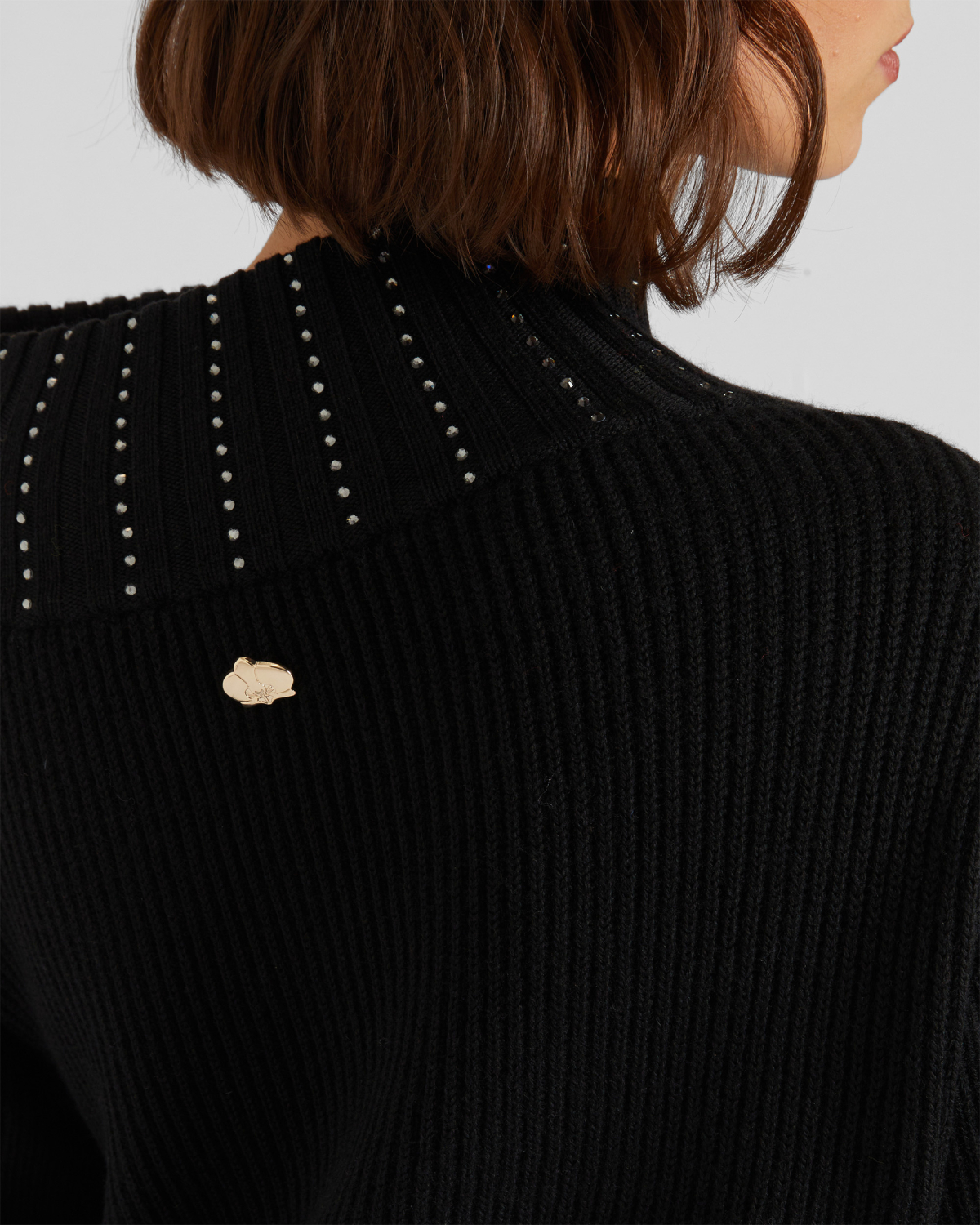 Cut-out rhinestone sweater | hide_category, -40%, OUTLET | Genny