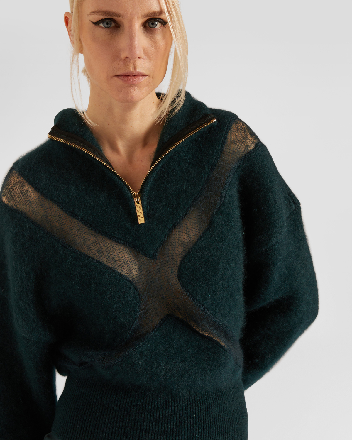 Hooded sweater | hide_category | Genny