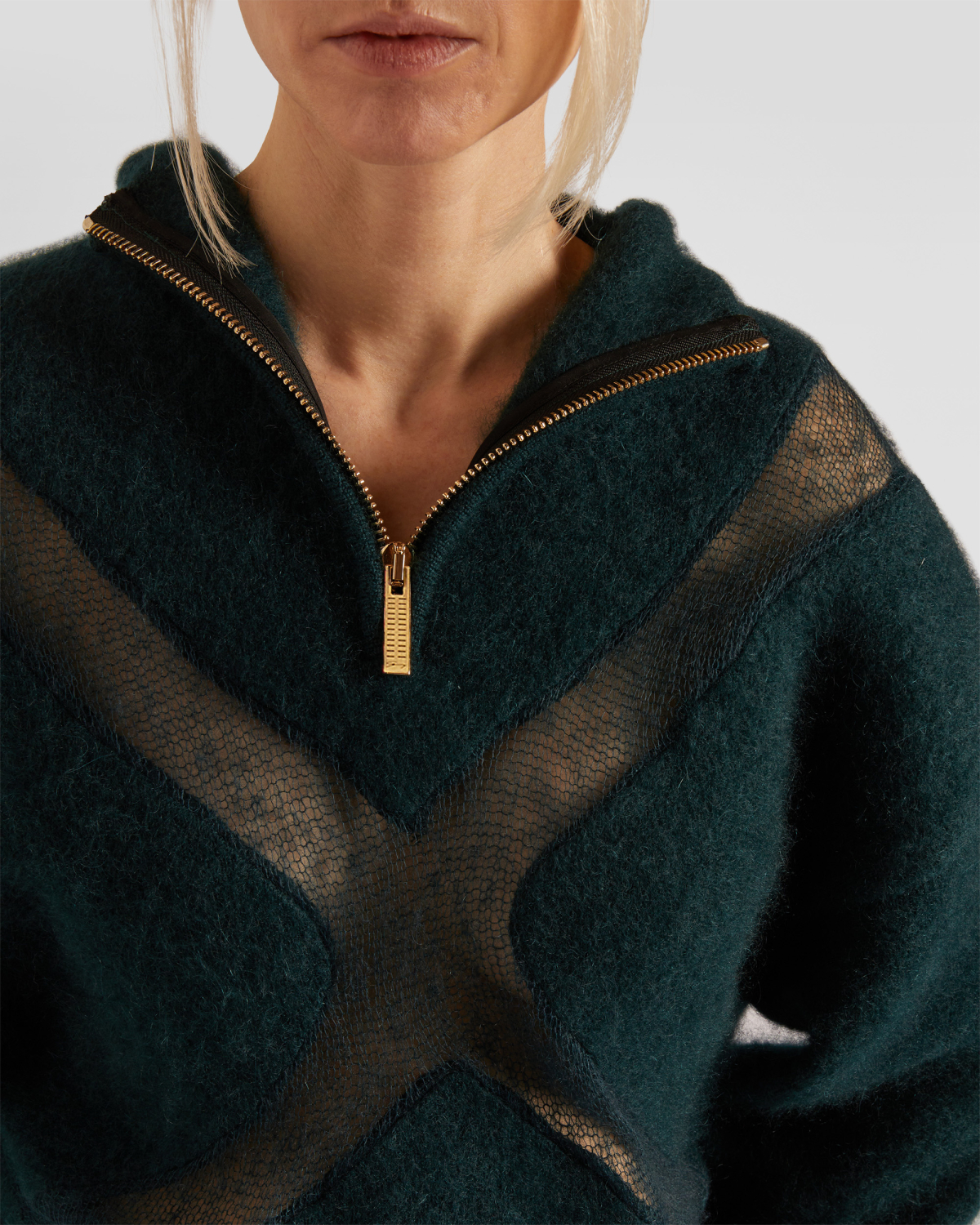 Hooded sweater | hide_category | Genny