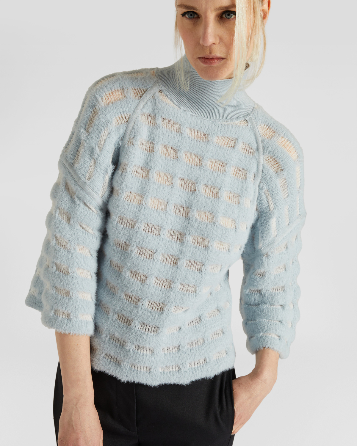 Oversized high-neck sweater | hide_category, -40%, OUTLET | Genny