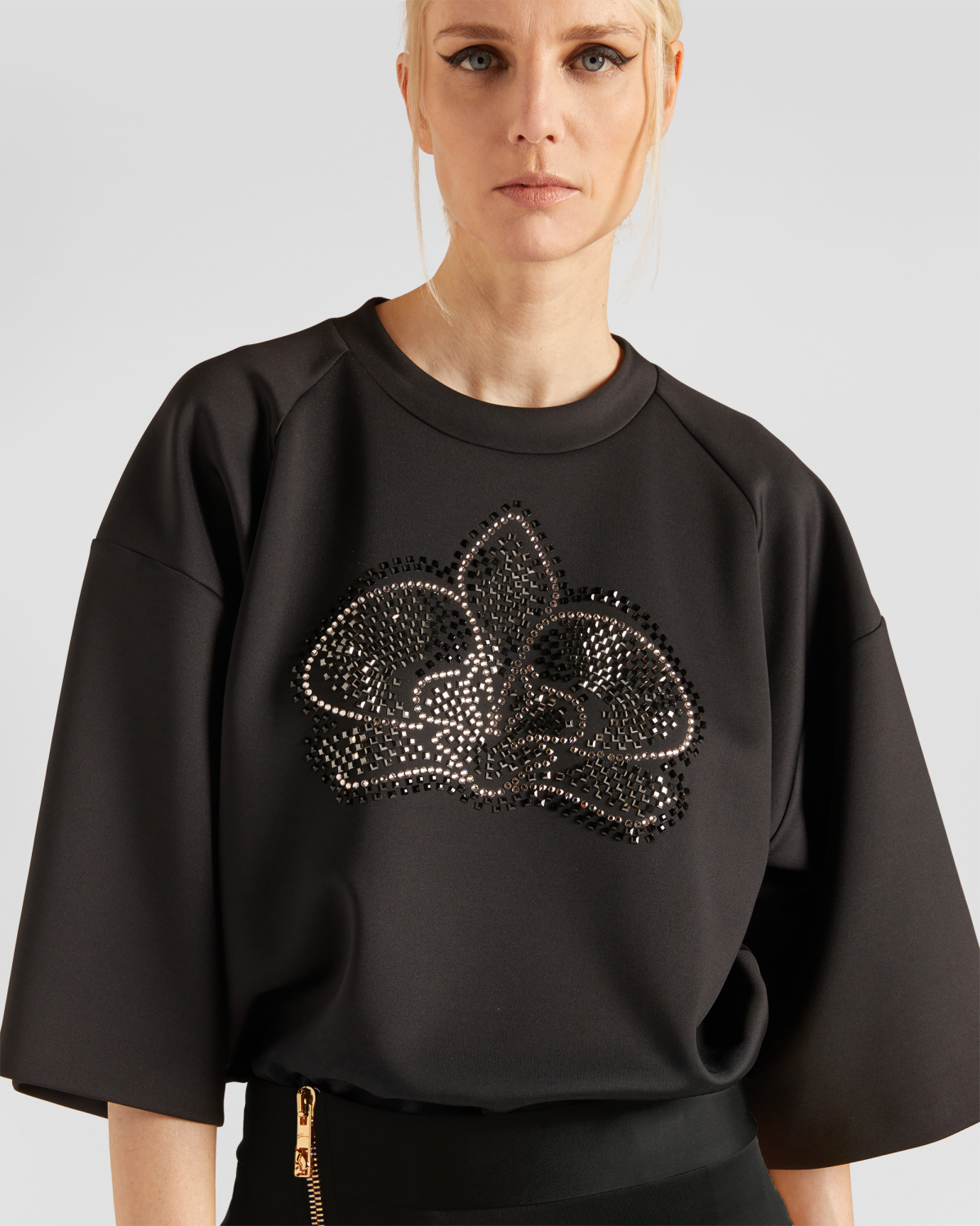 Oversized shirt with orchid | hide_category, -40%, OUTLET | Genny