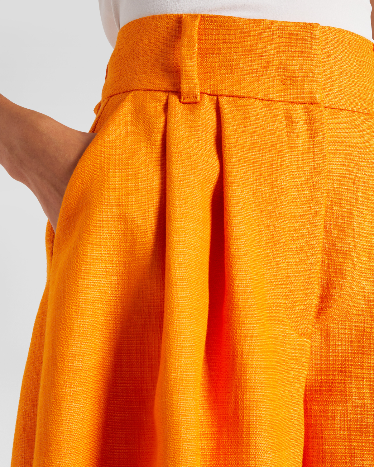 Viscose and cotton blend shorts | | Genny