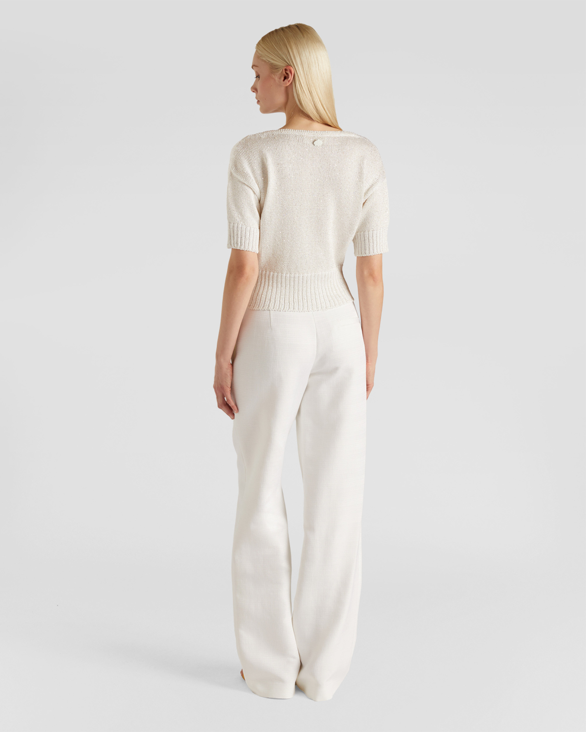 V-neck sweater | | Genny