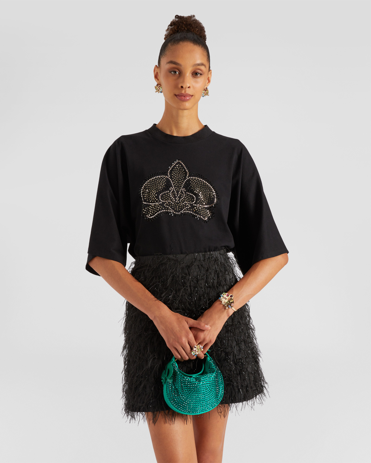 T-shirt with orchid | | Genny