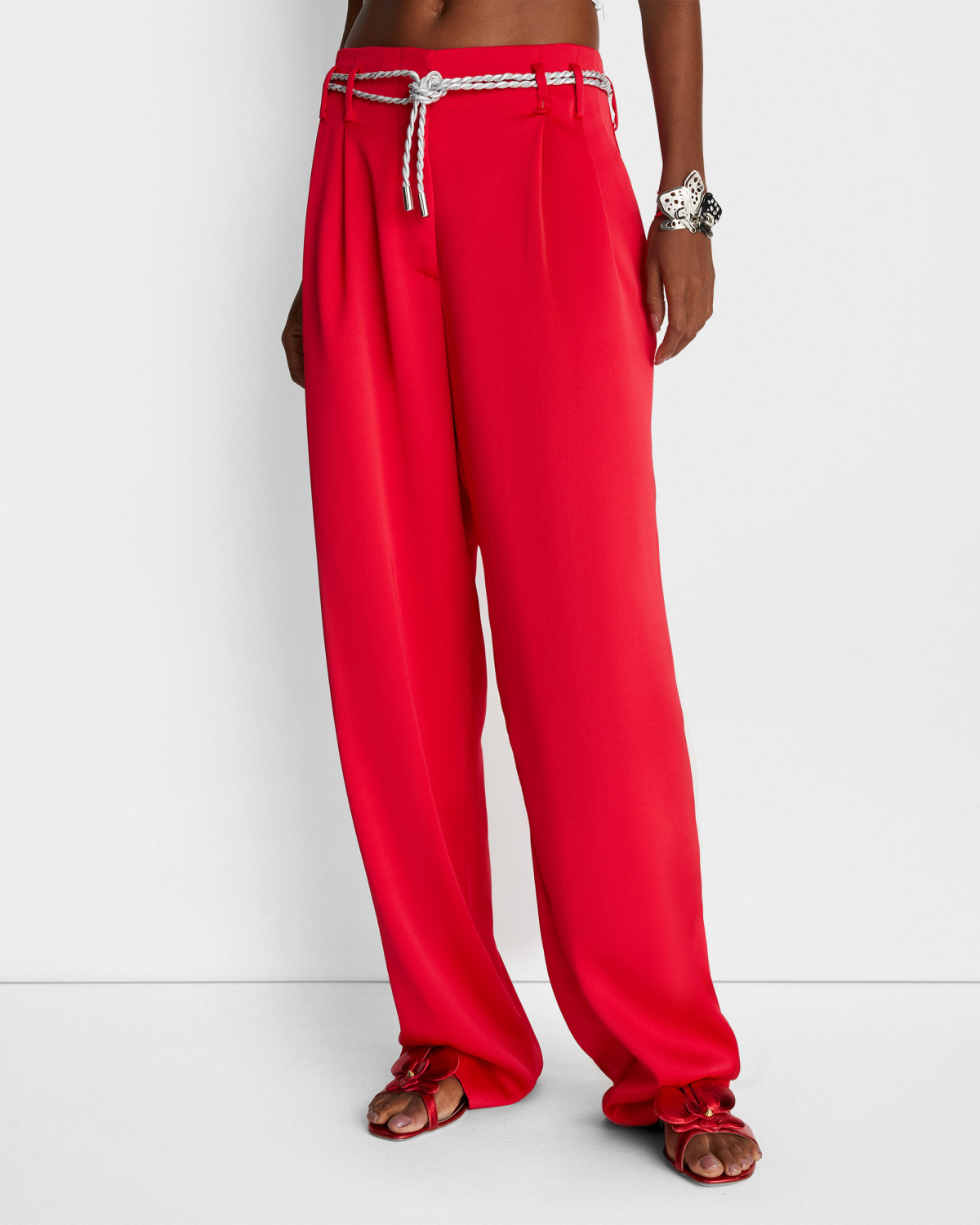 Wide-leg pants | | Genny