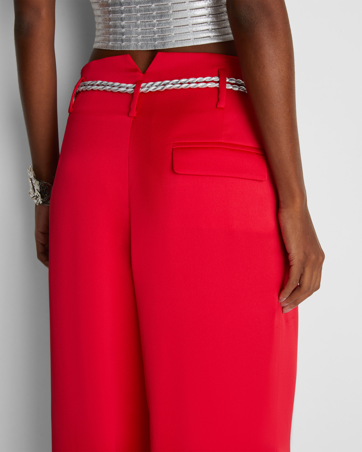 Wide-leg pants | | Genny