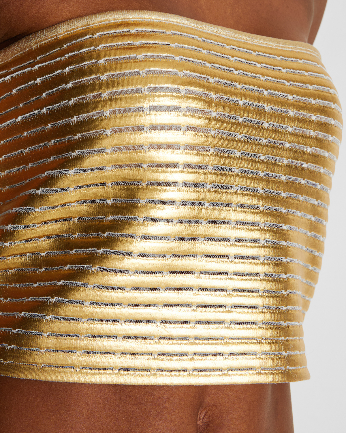 Laminated sleeveless crop top | Crop tops | Genny
