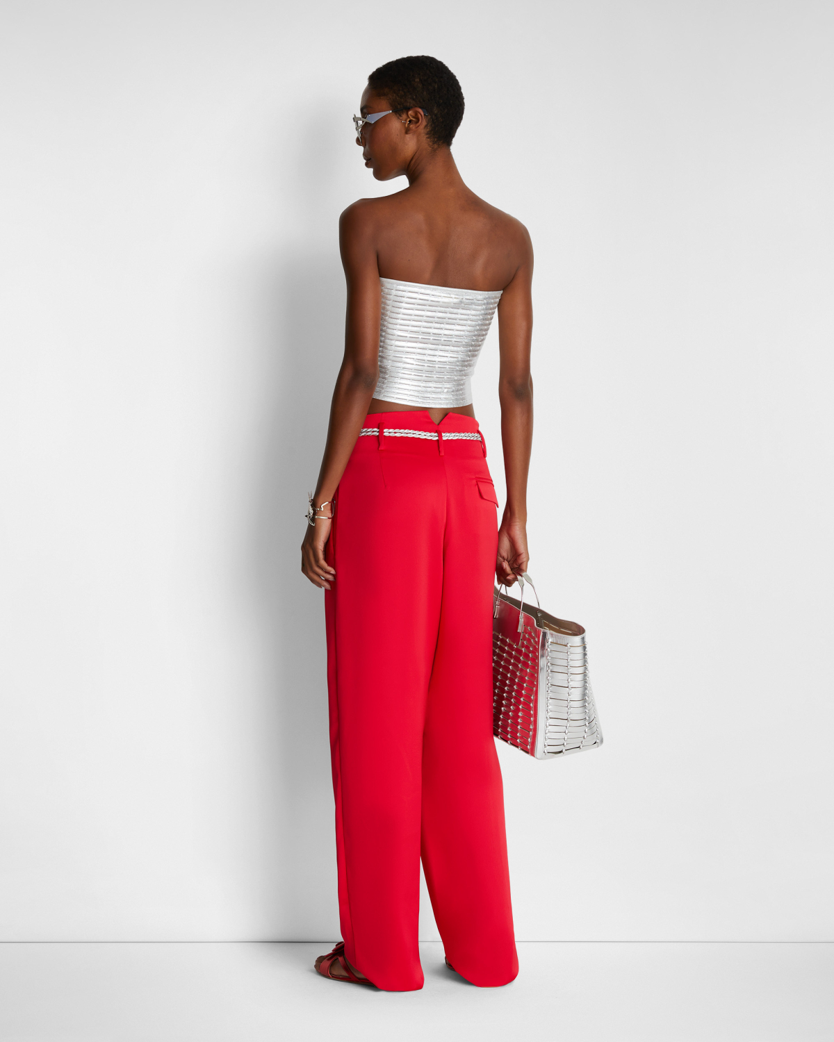 Laminated sleeveless crop top | Crop tops | Genny
