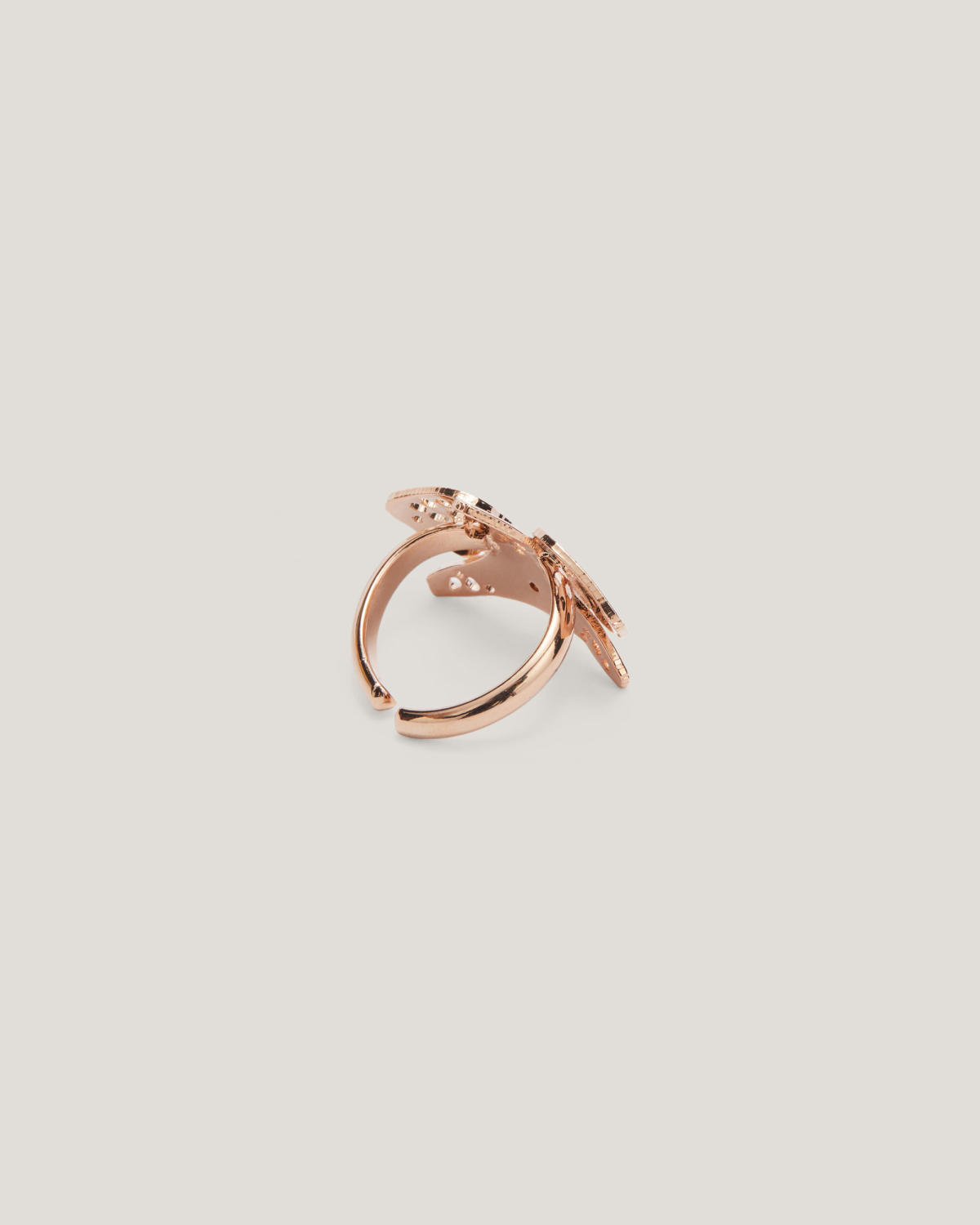 Small perforated Orchid ring | Jewelry, Rings, Accessories | Genny