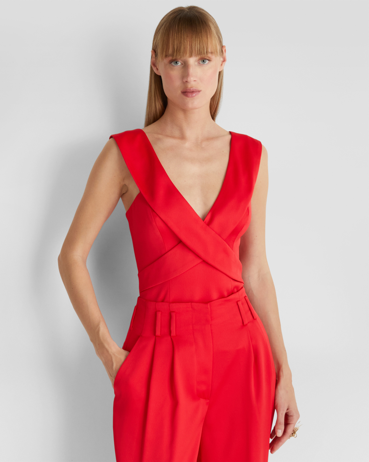 X-shaped motif top | | Genny