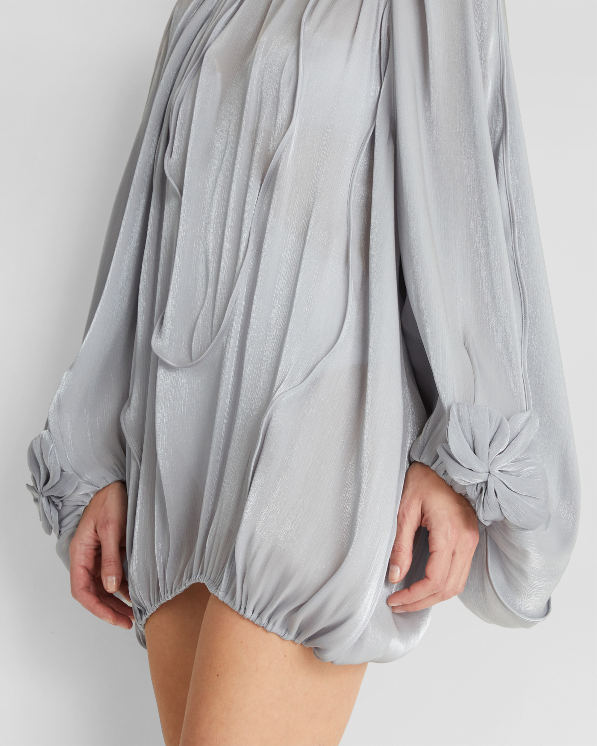 Loose-fitting blouse with orchid | | Genny
