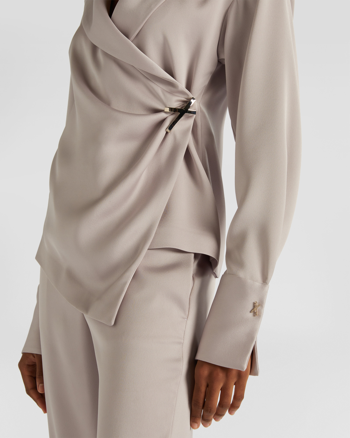 Notched collar shirt | Fall Winter 2025 | Genny