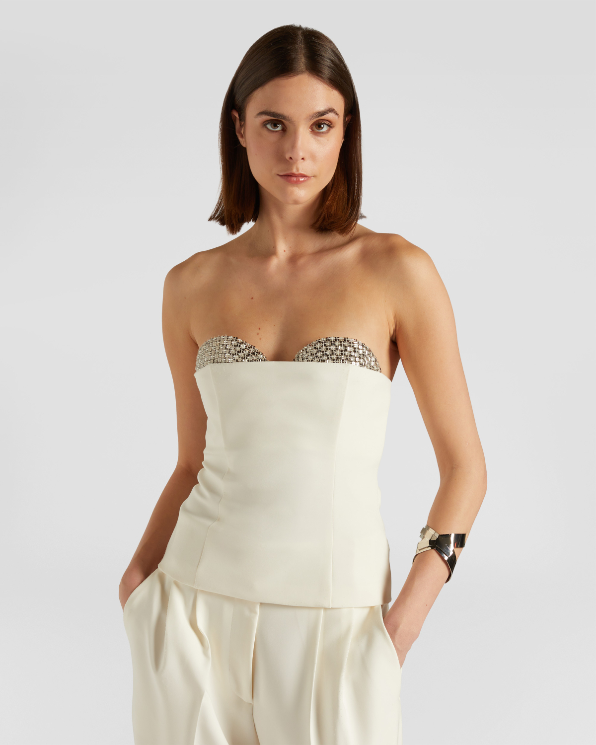 Top with rhinestone-embroidered cups | Fall Winter 2025, Strass | Genny