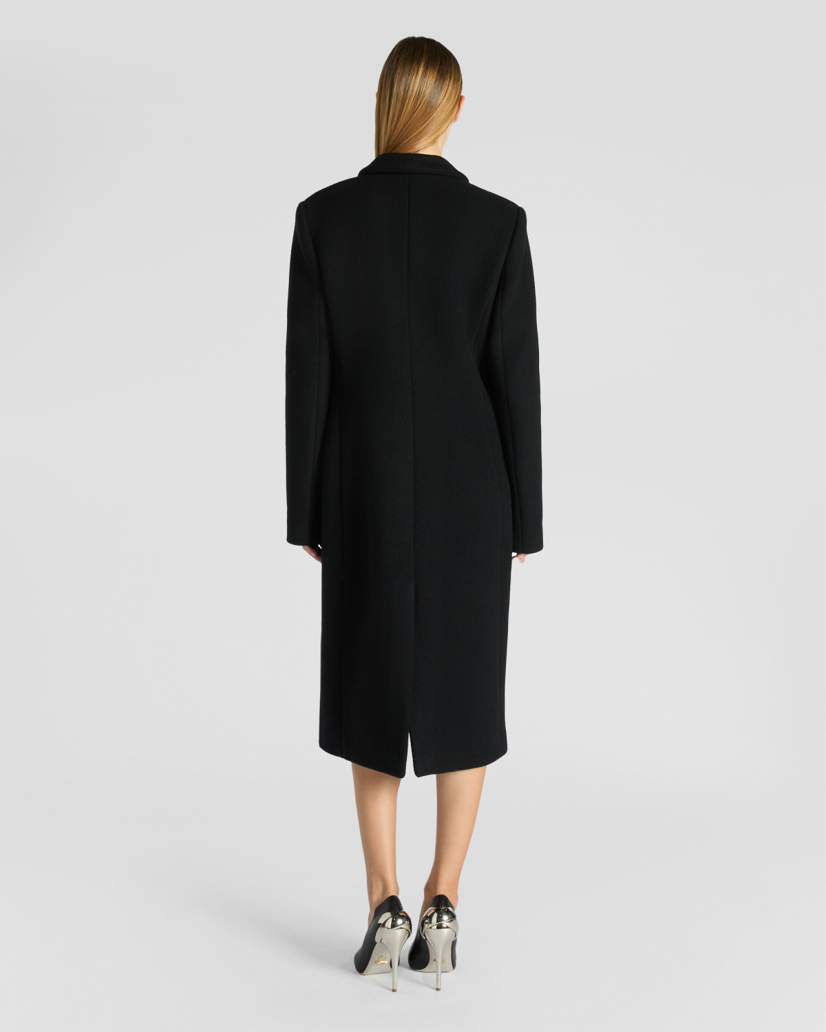 Double-breasted wool coat with rounded detail | Fall Winter 2025 | Genny