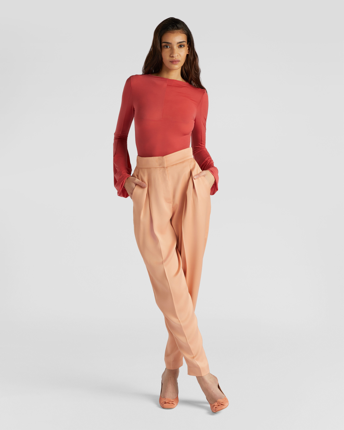 Pleated pants | Fall Winter 2025 | Genny