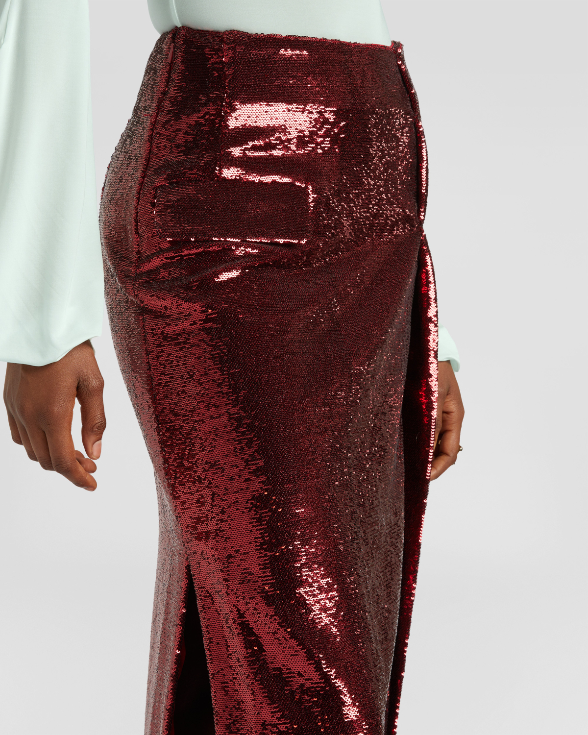 Wrap sequin skirt | Fall Winter 2025 | Genny