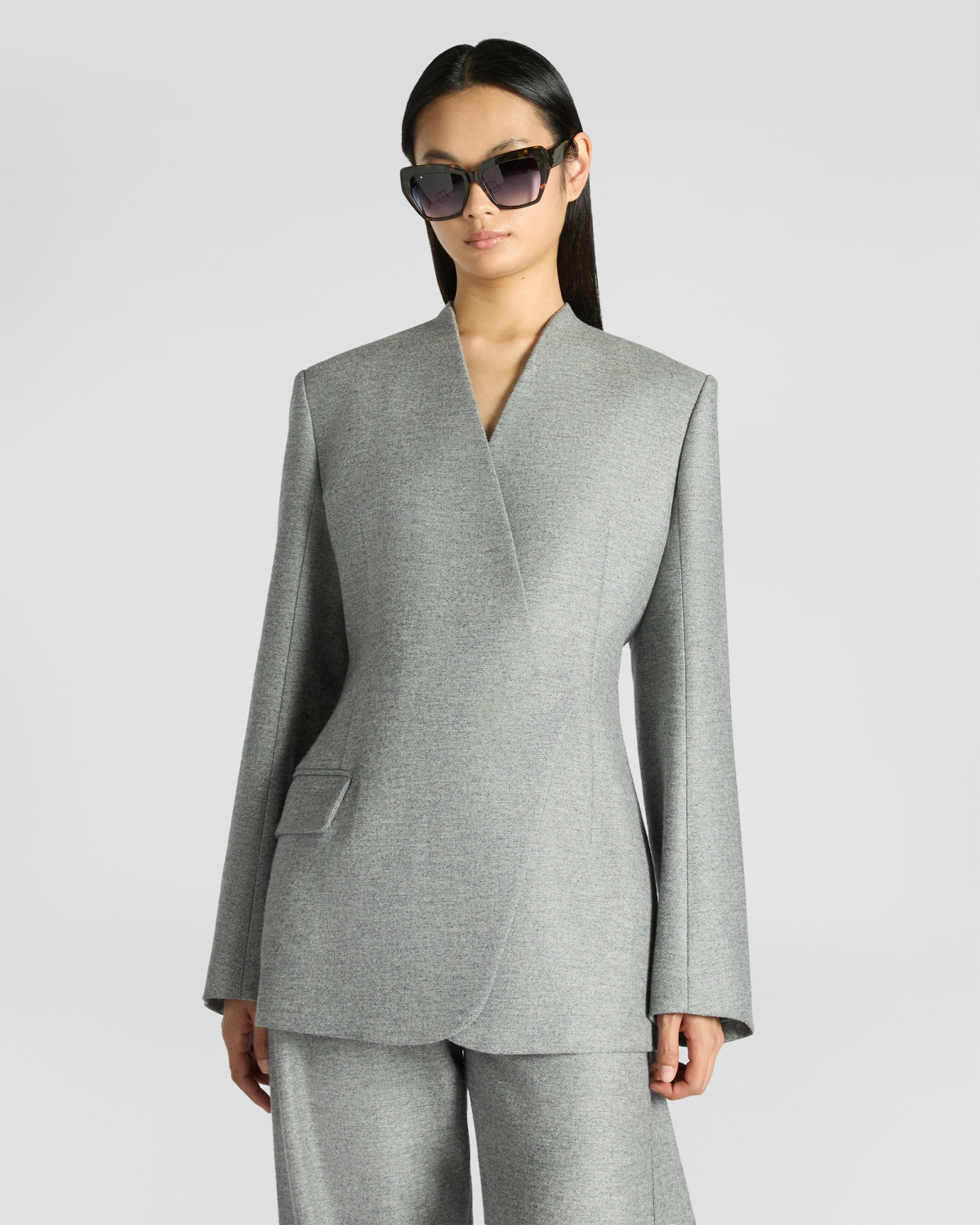 Long asymmetric wool jacket | Fall Winter 2025 | Genny