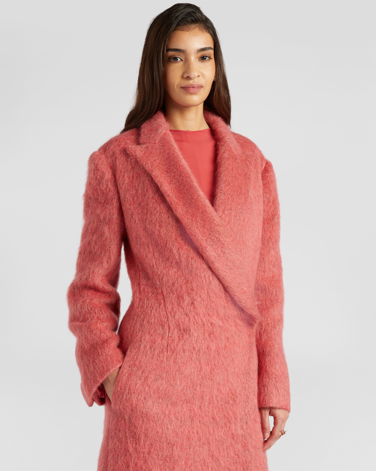 Mohair coat with lapels | Fall Winter 2025 | Genny