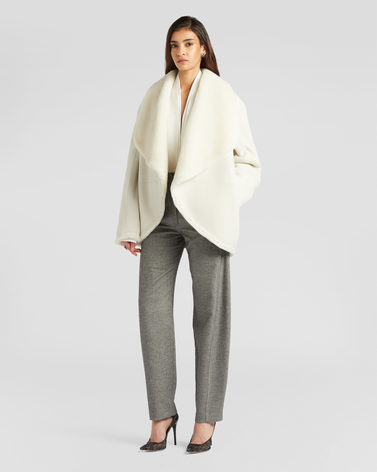 Short shearling fur jacket | Fur, Fall Winter 2025 | Genny