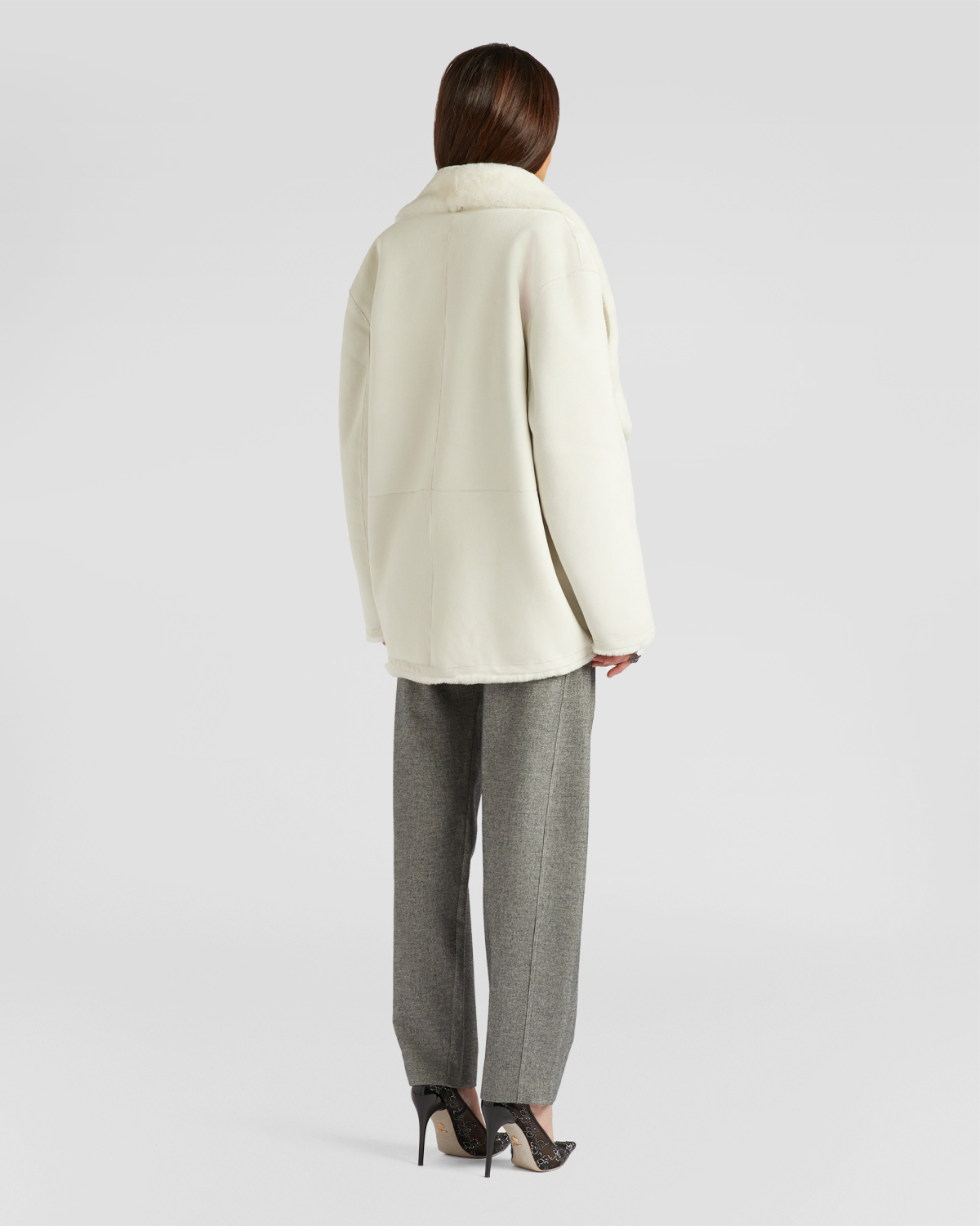 Short shearling fur jacket | Fur, Fall Winter 2025 | Genny