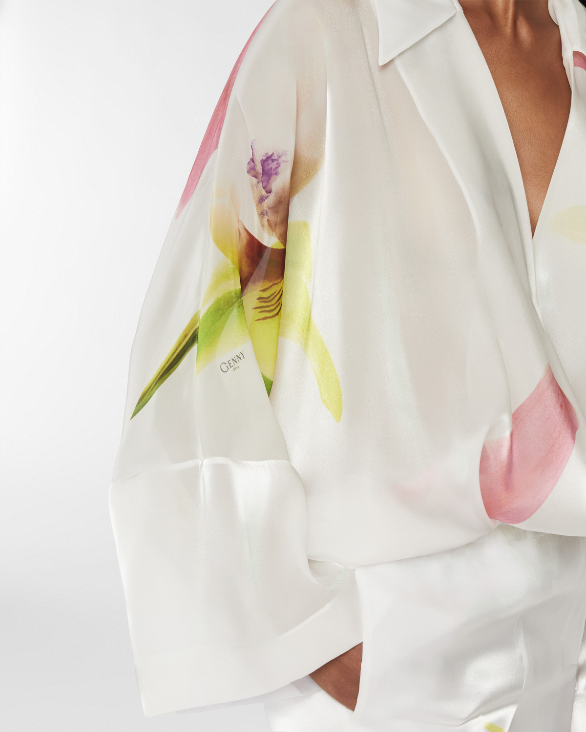 Kimono-Style organza shirt with Orchid print | Resort 2025 Collection, Tops & Blouses, Shirts, Spring Summer 2025, Beachwear, Formal Suit, Mother’s Day Gifts, Ready to Wear, Highlights, Private sale, Mid season sale-20%, Sale- mid season | Genny