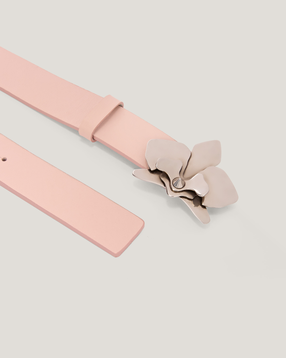 Belt with floral detail | Belts, Spring Summer 2025 Collection, Spring Summer 2025, Ceremony Outfit, Highlights, Accessories, Mid season sale-20%, Sale- mid season | Genny