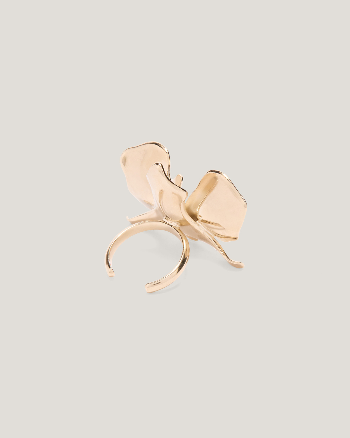 Metal ring with orchid and pearl | Spring Summer 2025 Collection, Mother’s Day Gifts, Jewelry, Rings, Spring Summer 2025, Highlights, Accessories | Genny