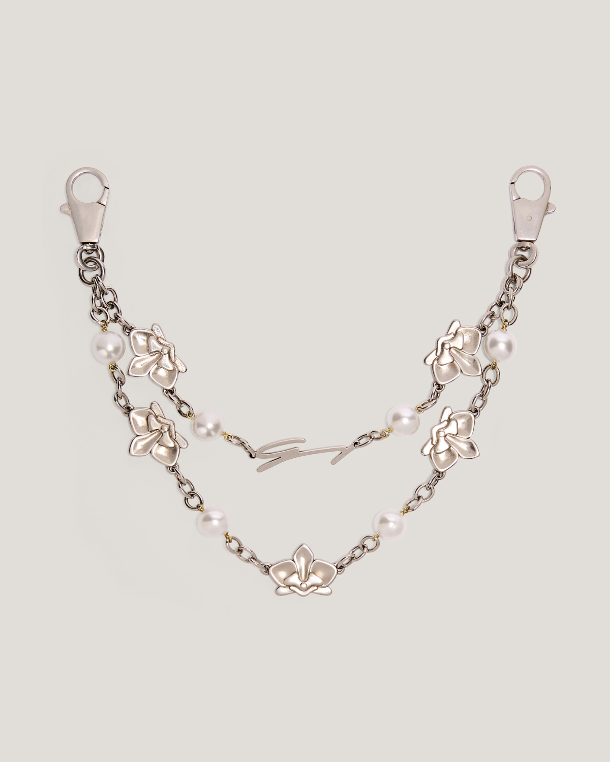 Orchid and pearl charm | Spring Summer 2025 Collection, Charms, Mother’s Day Gifts, Spring Summer 2025, Highlights | Genny