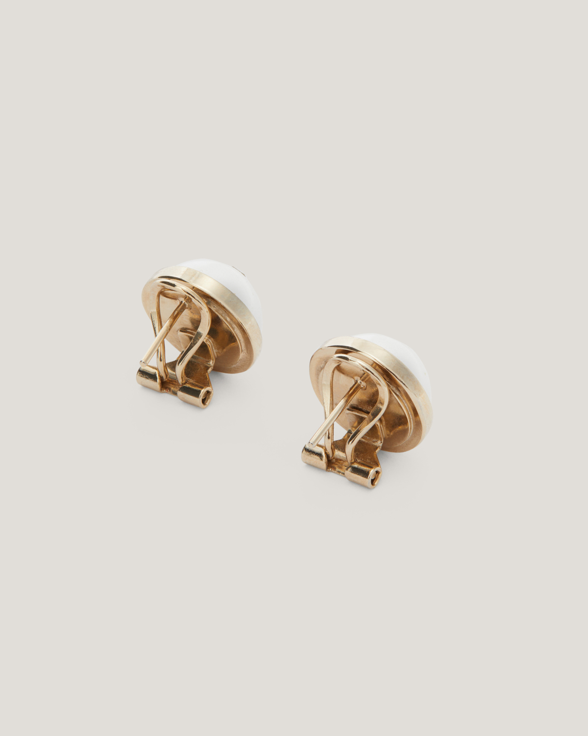 Gold clip-on earrings with pearl and crystal | Jewelry, Mother’s Day Gifts, Earrings, Spring Summer 2025 Collection, Spring Summer 2025, Ceremony Outfit, Highlights, Accessories | Genny