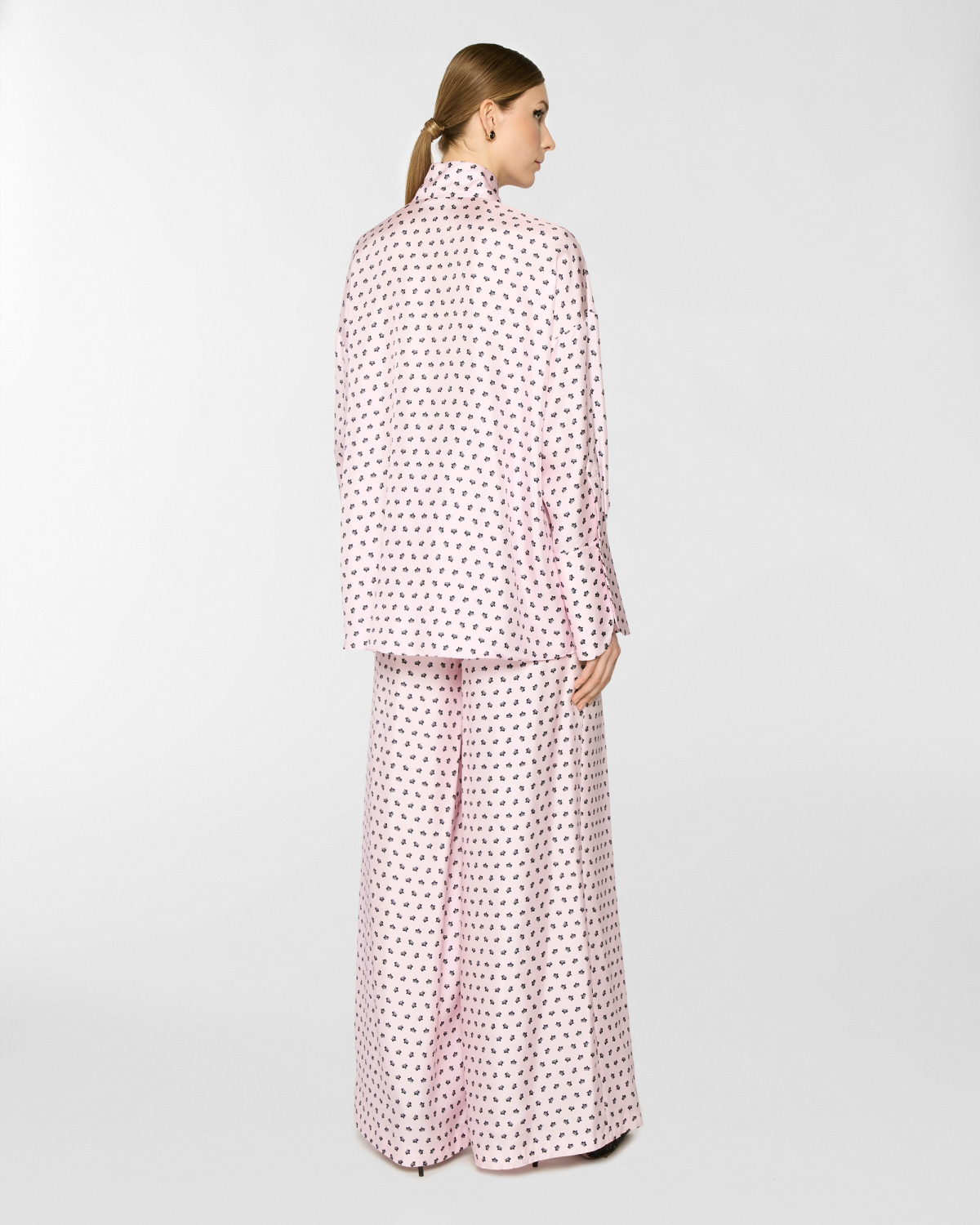 Micro Orchids oversize silk shirt | Spring Summer 2025, Tops & Blouses, Spring Summer 2025 Collection, Homewear, Shirts, Ready to Wear, Highlights, Mid season sale -30%, Sale- mid season | Genny
