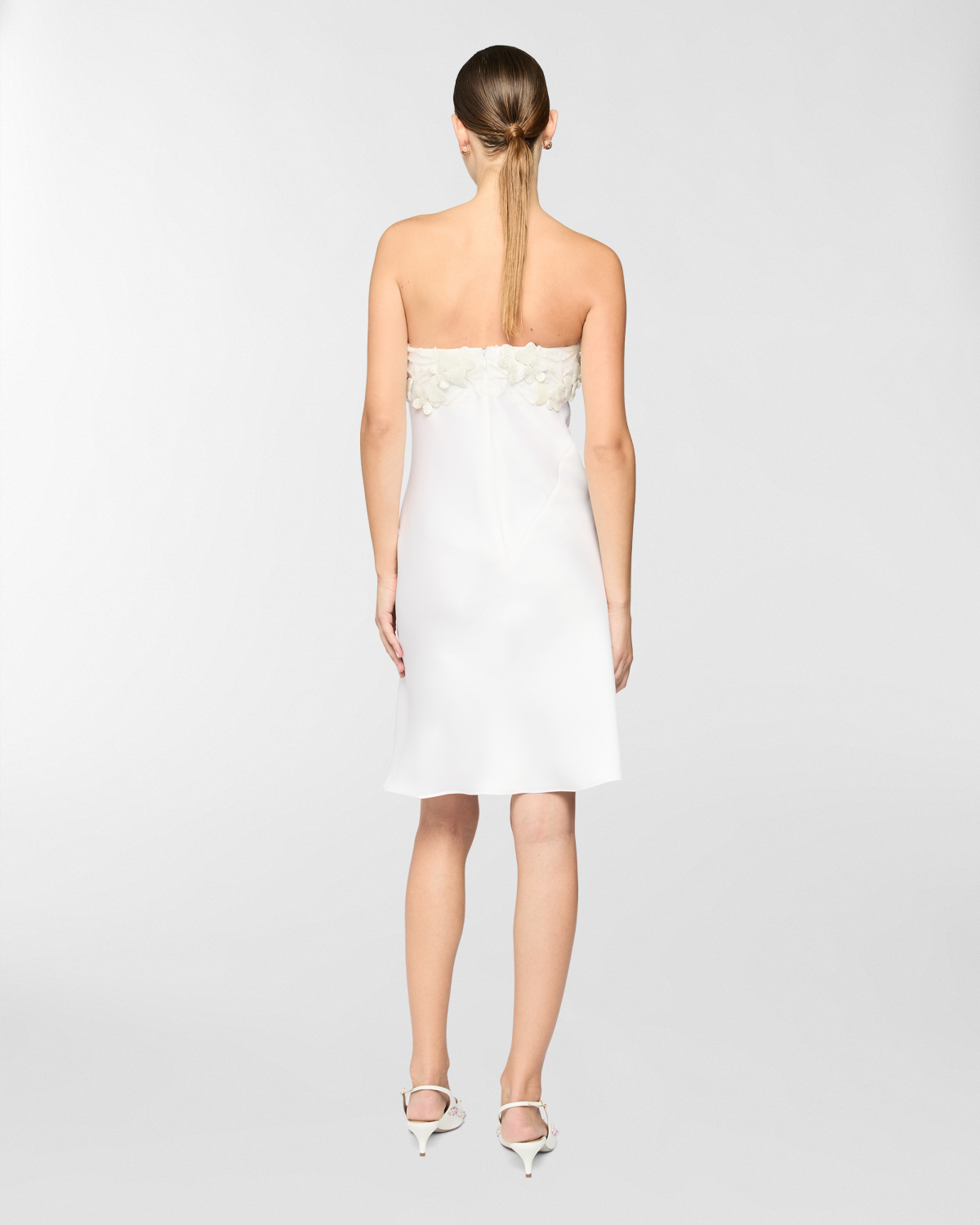 Satin dress with embroidered neckline | Spring Summer 2025 Collection, Dresses & Jumpsuits, Mini dresses, Spring Summer 2025, Ceremony dresses, Ceremony Outfit, Embroideries and sequins, Mother’s Day Gifts, Ready to Wear, Highlights, Private sale, Mid season sale -30%, Sale- mid season | Genny