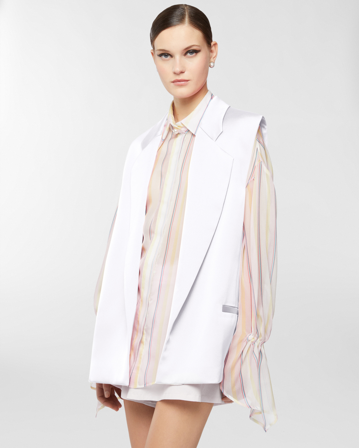 Vest with notched lapel | Spring Summer 2025, Coats & Jackets, Spring Summer 2025 Collection, Blazer, Formal Suit, Ready to Wear, New Arrivals, Private sale, Private sale, Sale- mid season | Genny