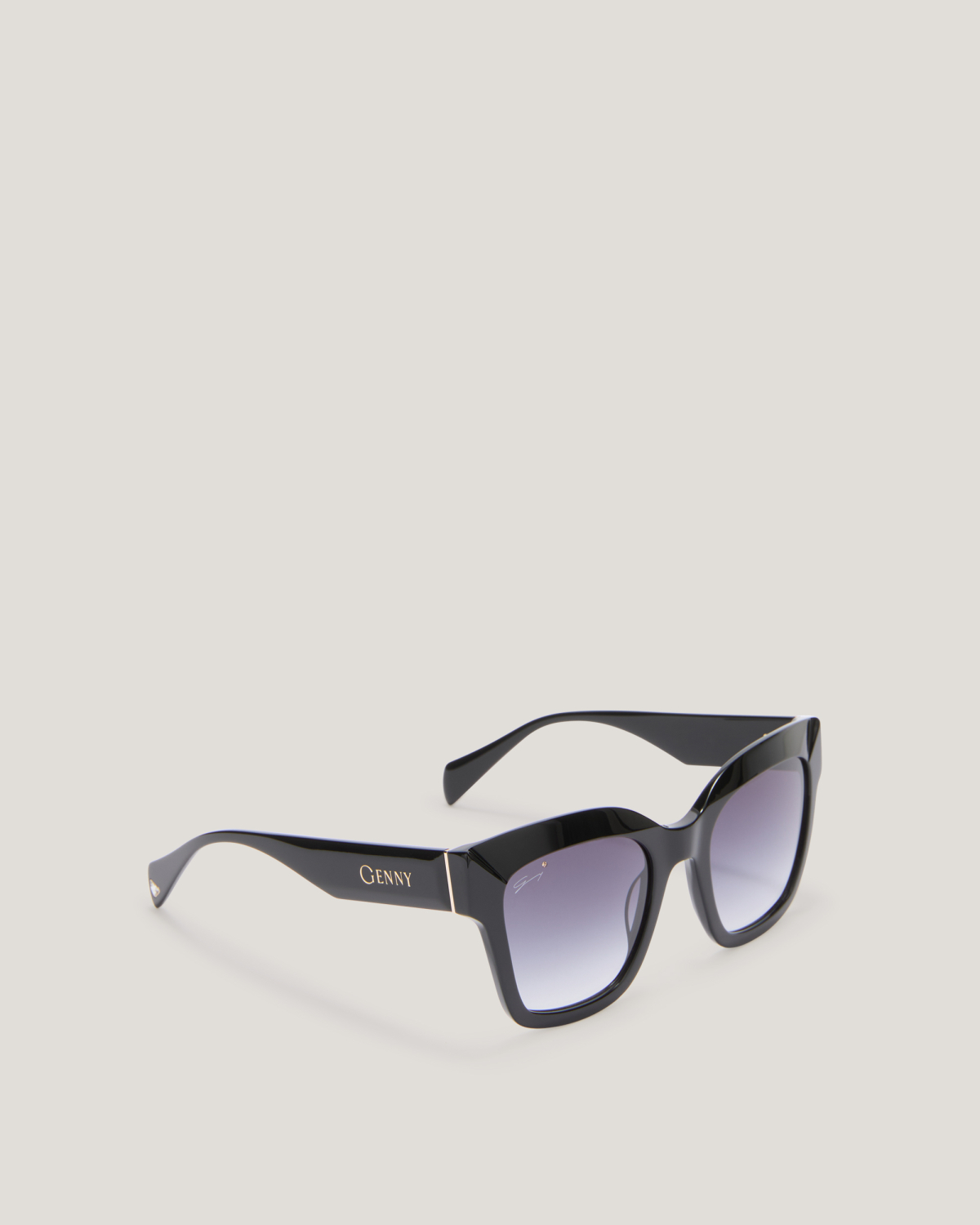 Bold-frame sunglasses | Sunglasses, Ricercabili, Spring Summer 2025 Collection, Spring Summer 2025, Beachwear, Mother’s Day Gifts, Ready to Wear, Highlights | Genny