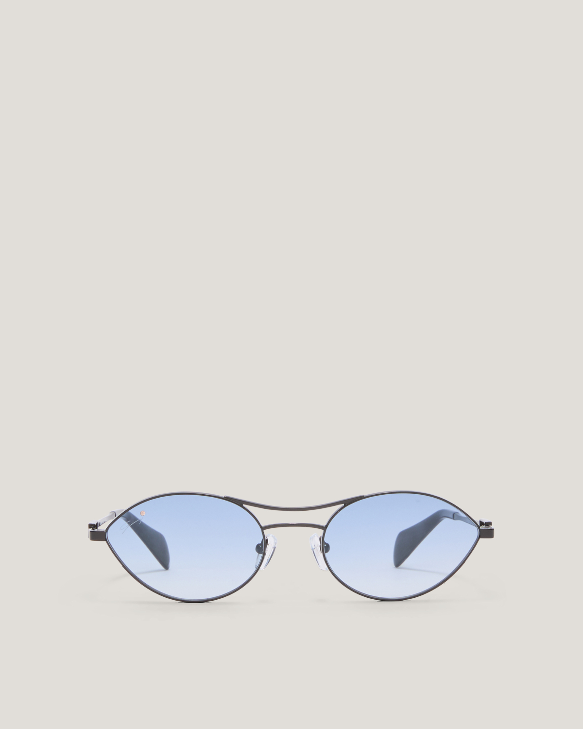 Slim frame sunglasses | Sunglasses, Ricercabili, Spring Summer 2025 Collection, Spring Summer 2025, Beachwear, Ready to Wear, Highlights | Genny