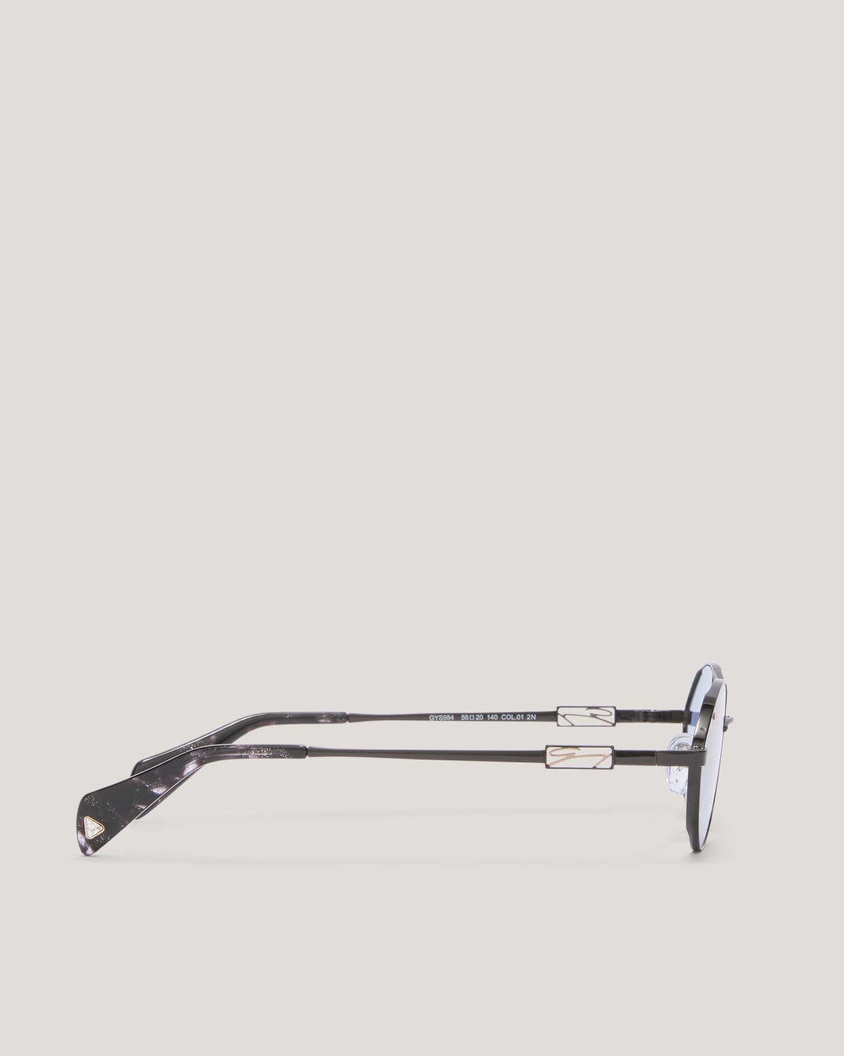 Slim frame sunglasses | Sunglasses, Ricercabili, Spring Summer 2025 Collection, Spring Summer 2025, Beachwear, Ready to Wear, Highlights | Genny
