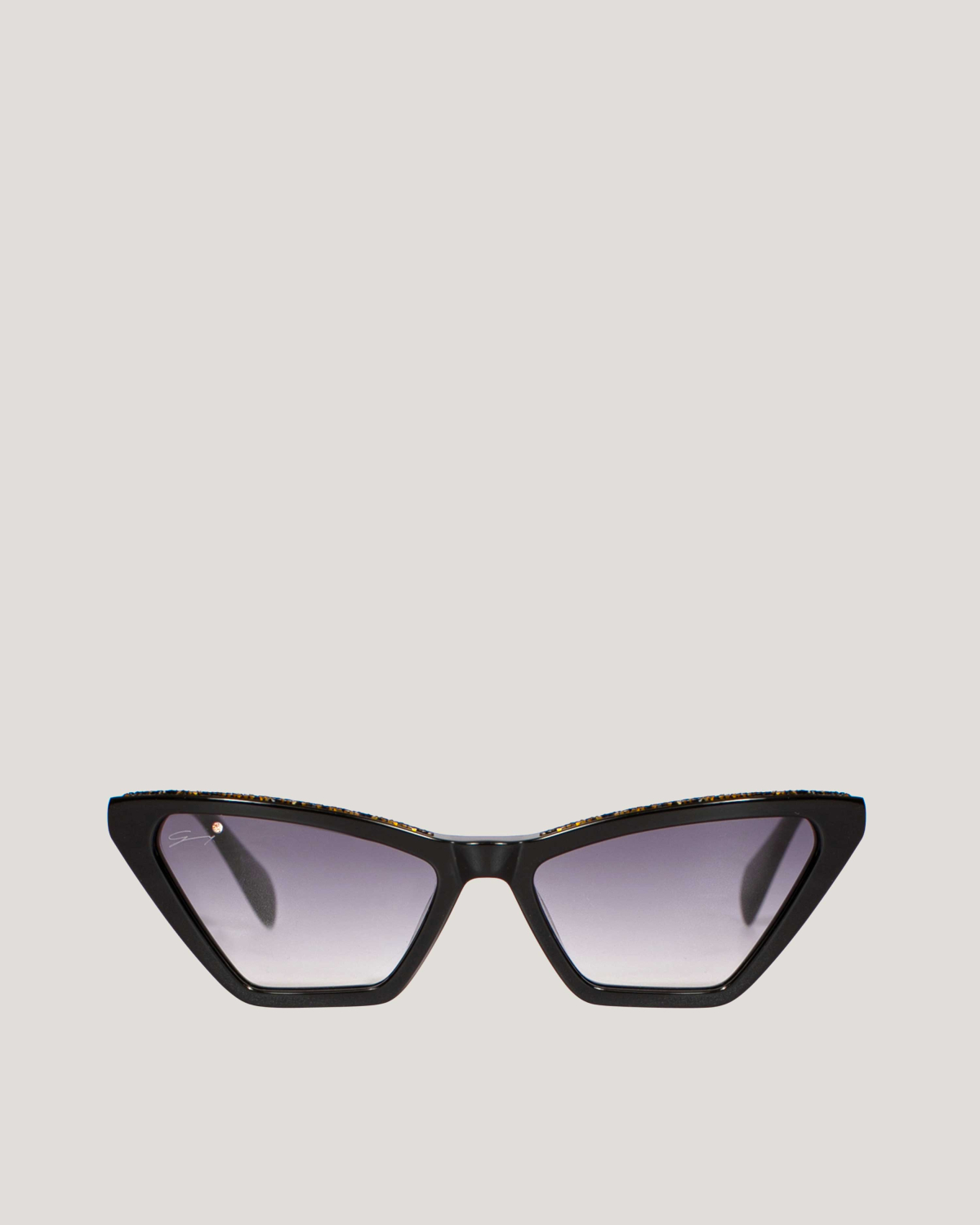 Cat-eye rhinestone sunglasses | Sunglasses, Ricercabili, Valentine's Gifts | Genny