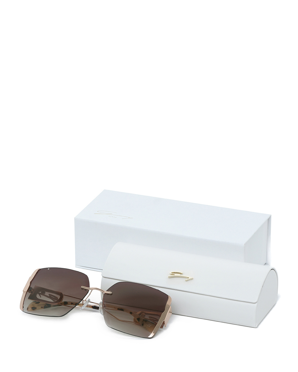 Grad smoke lenses | Sunglasses, Ricercabili | Genny