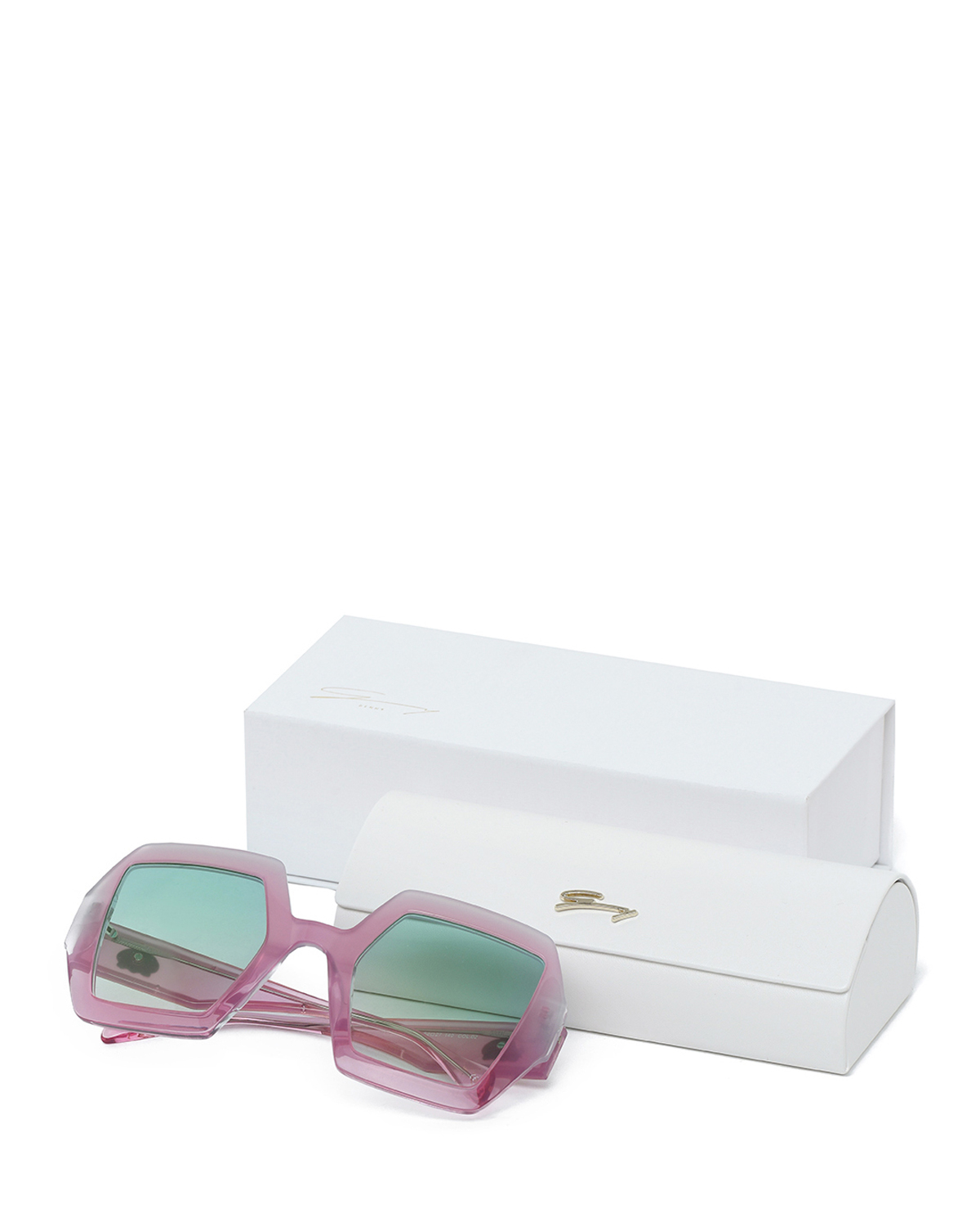 Flower pink | Sunglasses, Ricercabili | Genny